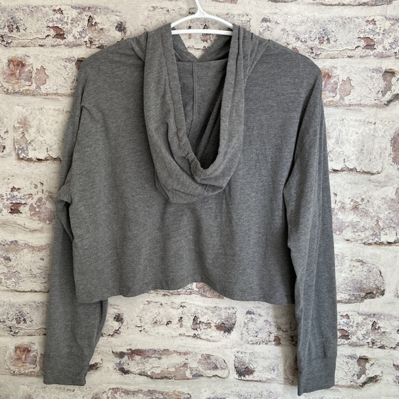 Hollister Boyfriend Tee - Picture 3 of 5